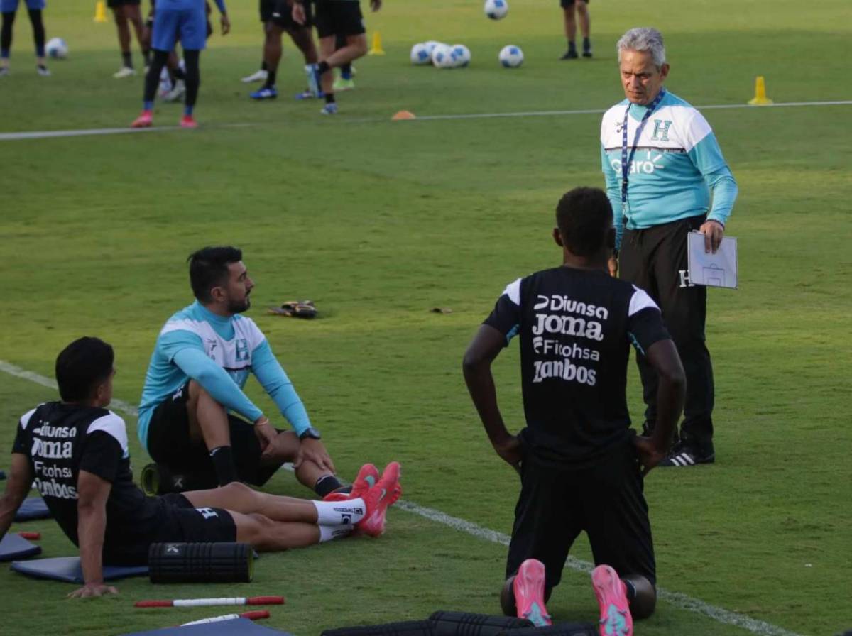 Día de entreno de Honduras: Los 'novatos' y el legionario que volvió