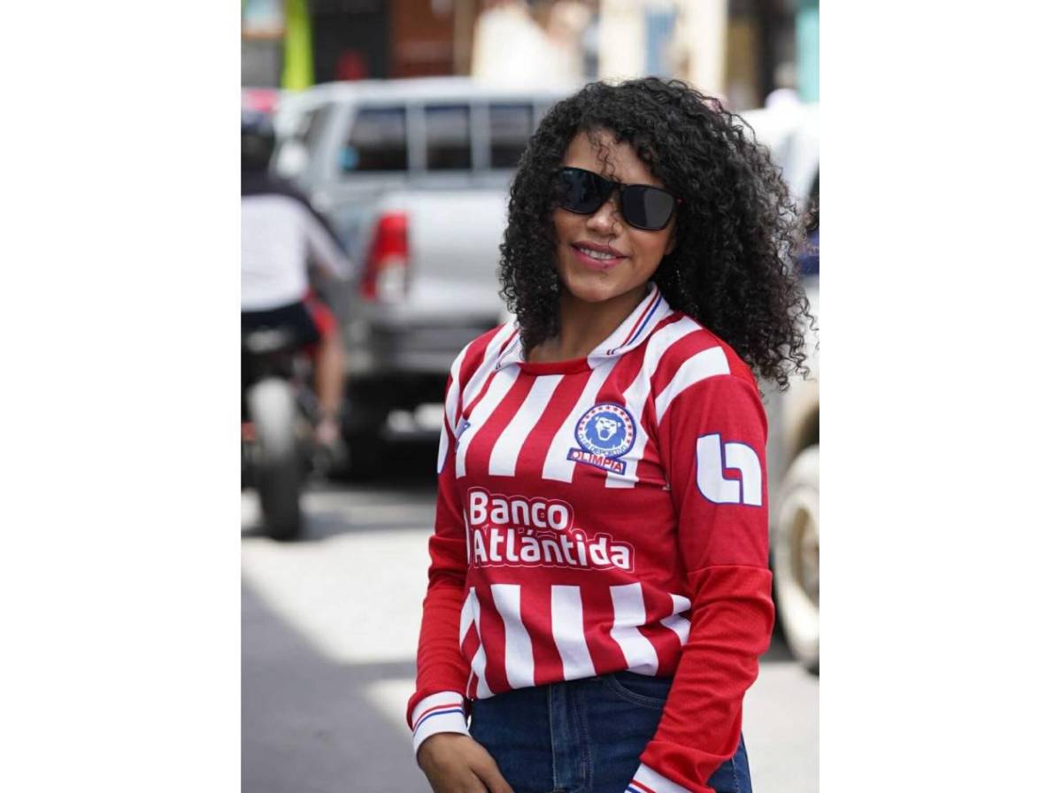 Olimpia vs Real España: chicas roban suspiros y ambiente de fiesta en el Nacional