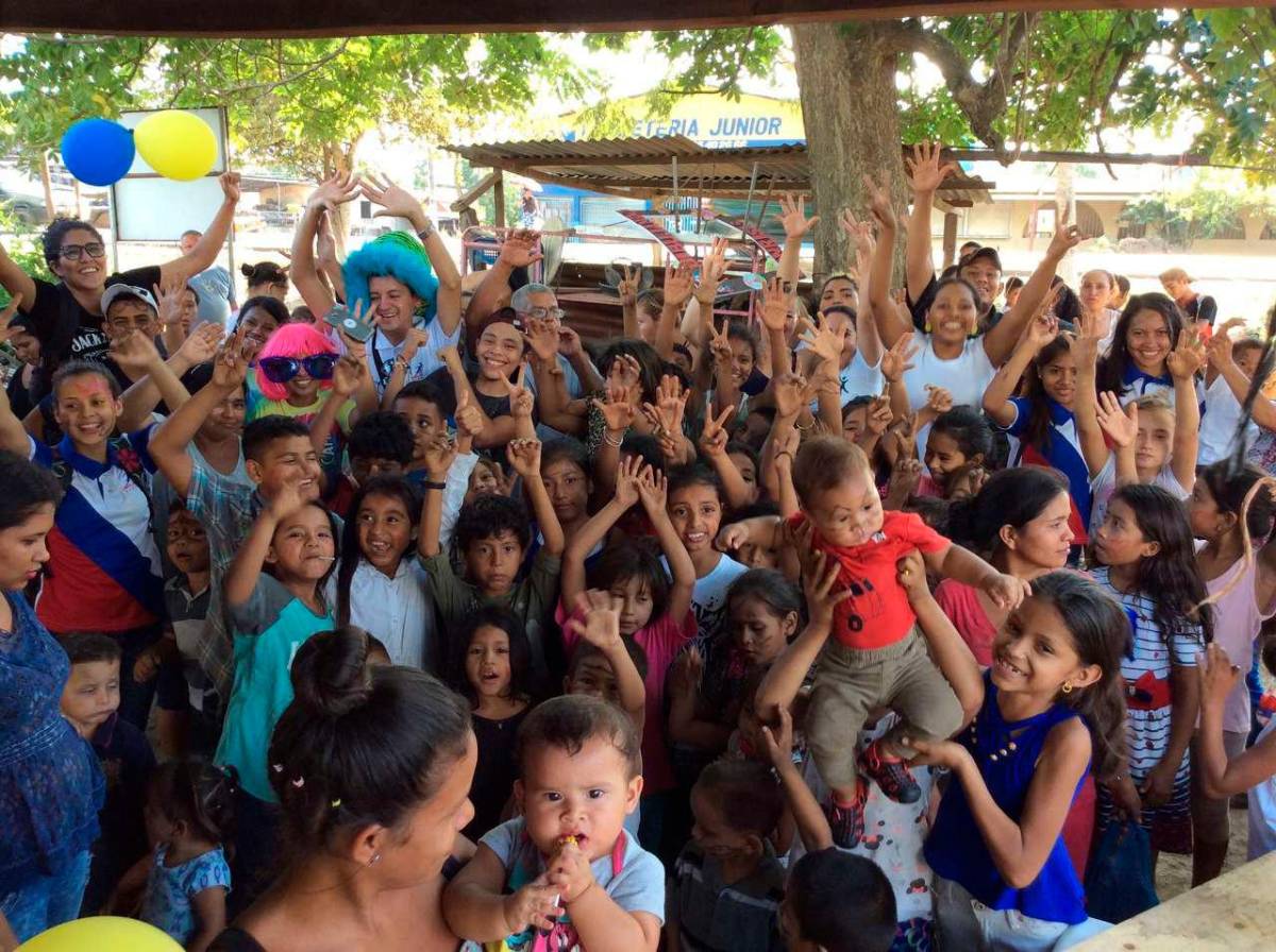 “Generando sonrisas” brinda alegría a los pequeños