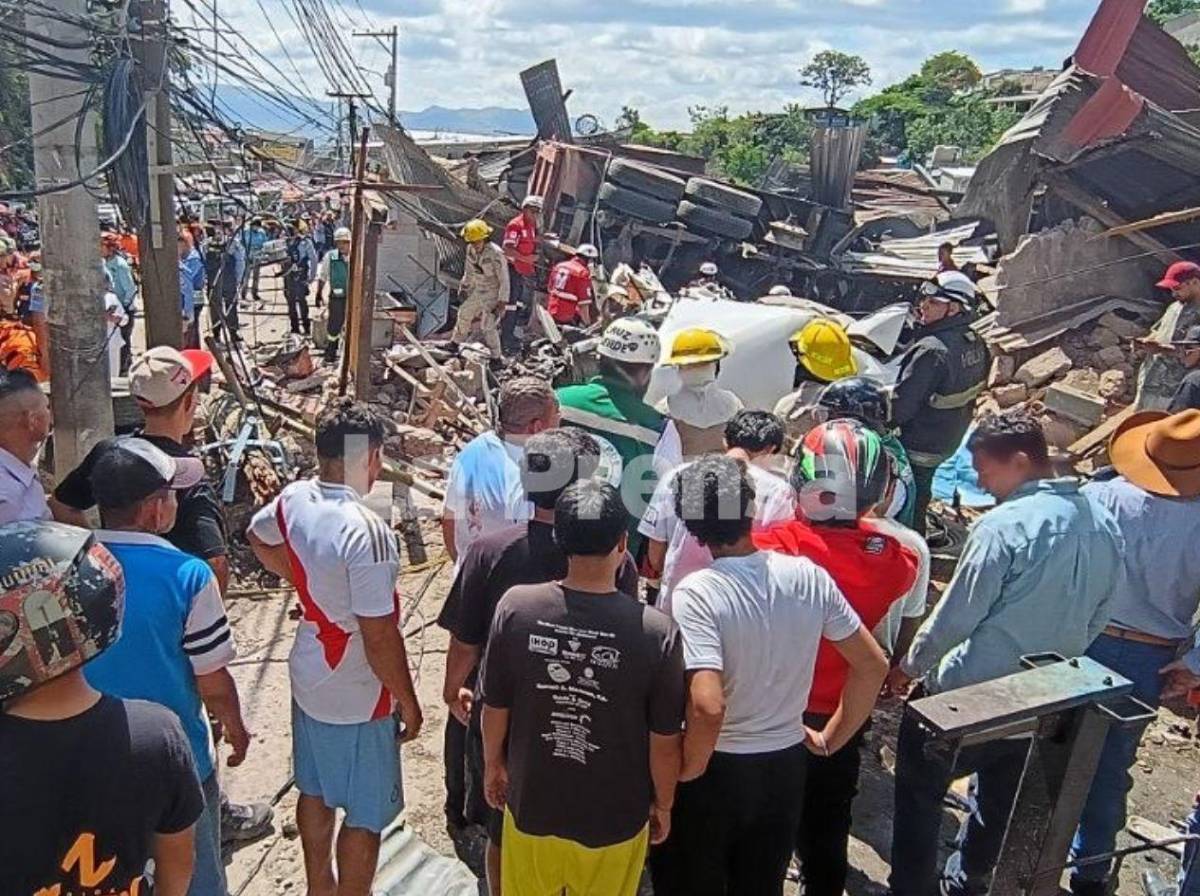 Conductor de volqueta quedó calcinado tras el brutal accidente en la colonia Villa Nueva