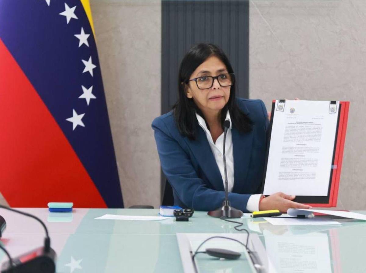 Calles vacías y filas en supermercados: así amanece Caracas tras la captura de Maduro