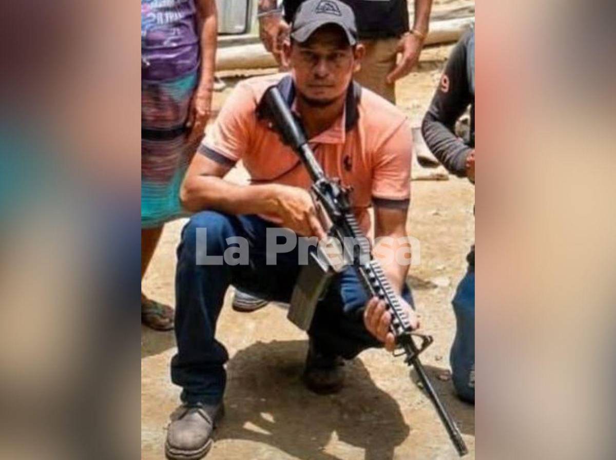 Con un rifle, municiones, chaleco antibalas y droga fue atrapado el hermano de El Diablo