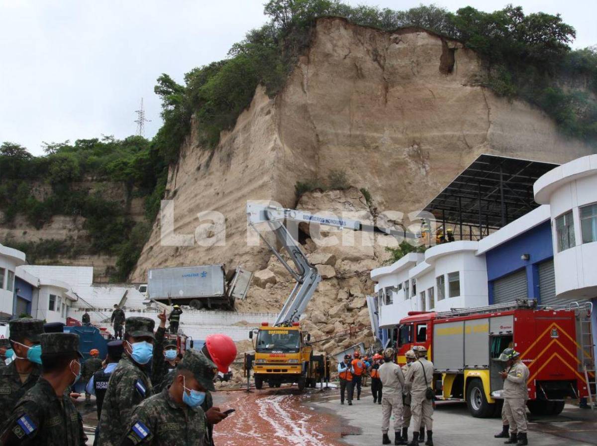 Derrumbe en Loarque: informe revela décadas de alteraciones y negligencia en el terreno