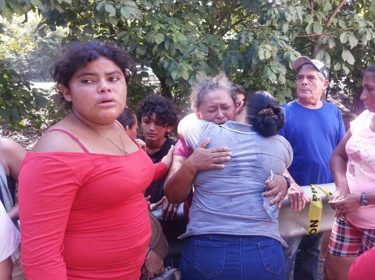 Desgarrador: madre de Jairo se quiebra en llanto al ver a su hijo fallecido