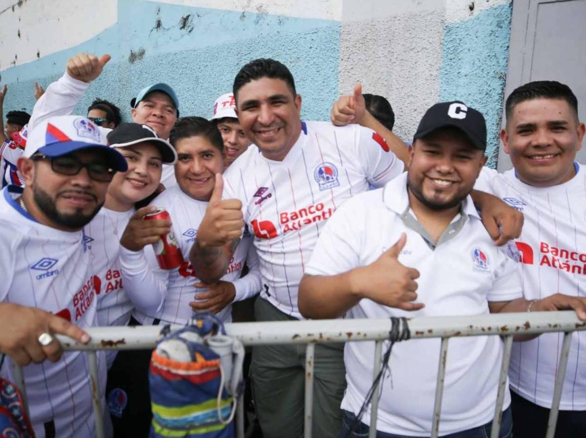 Olimpia vs Real España: chicas roban suspiros y ambiente de fiesta en el Nacional