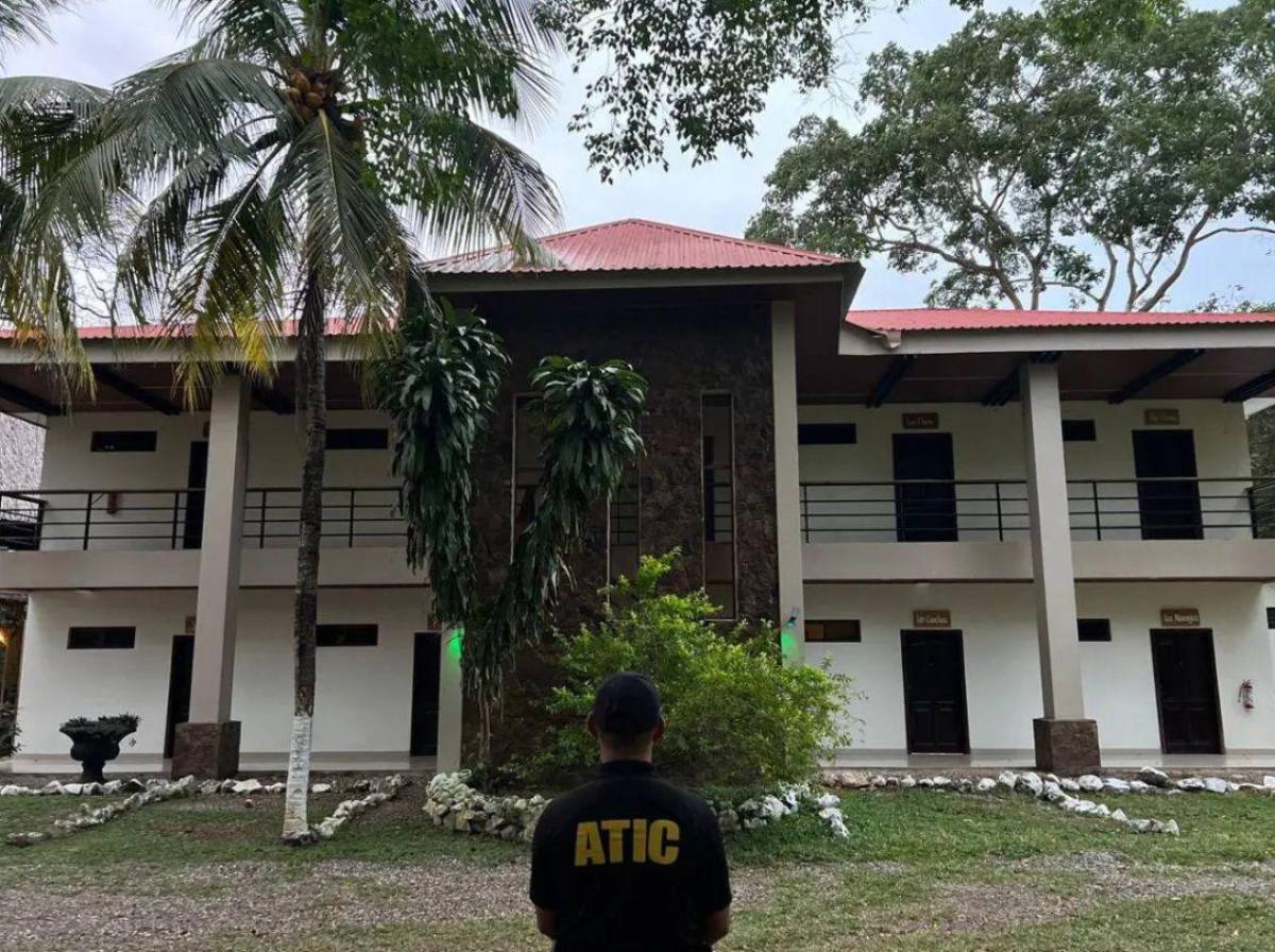 Centro turístico, finca, casas y carros: bienes asegurados a Martín Flores