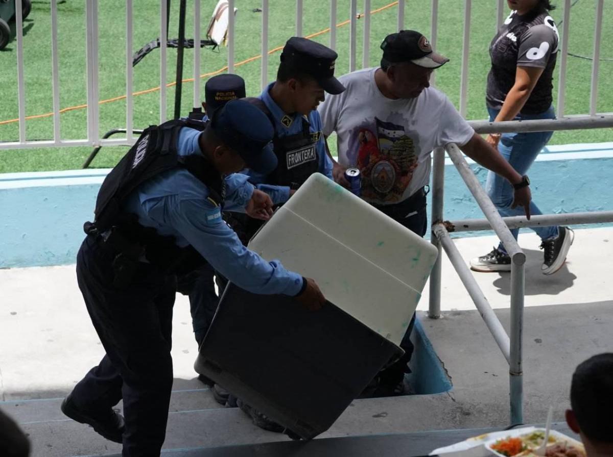 Perro policía, boletos caros y los primeros hinchas en la final