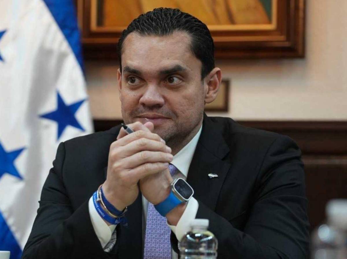 Tomás Zambrano atiza contra Mel Zelaya y le sugiere que se retire de la política