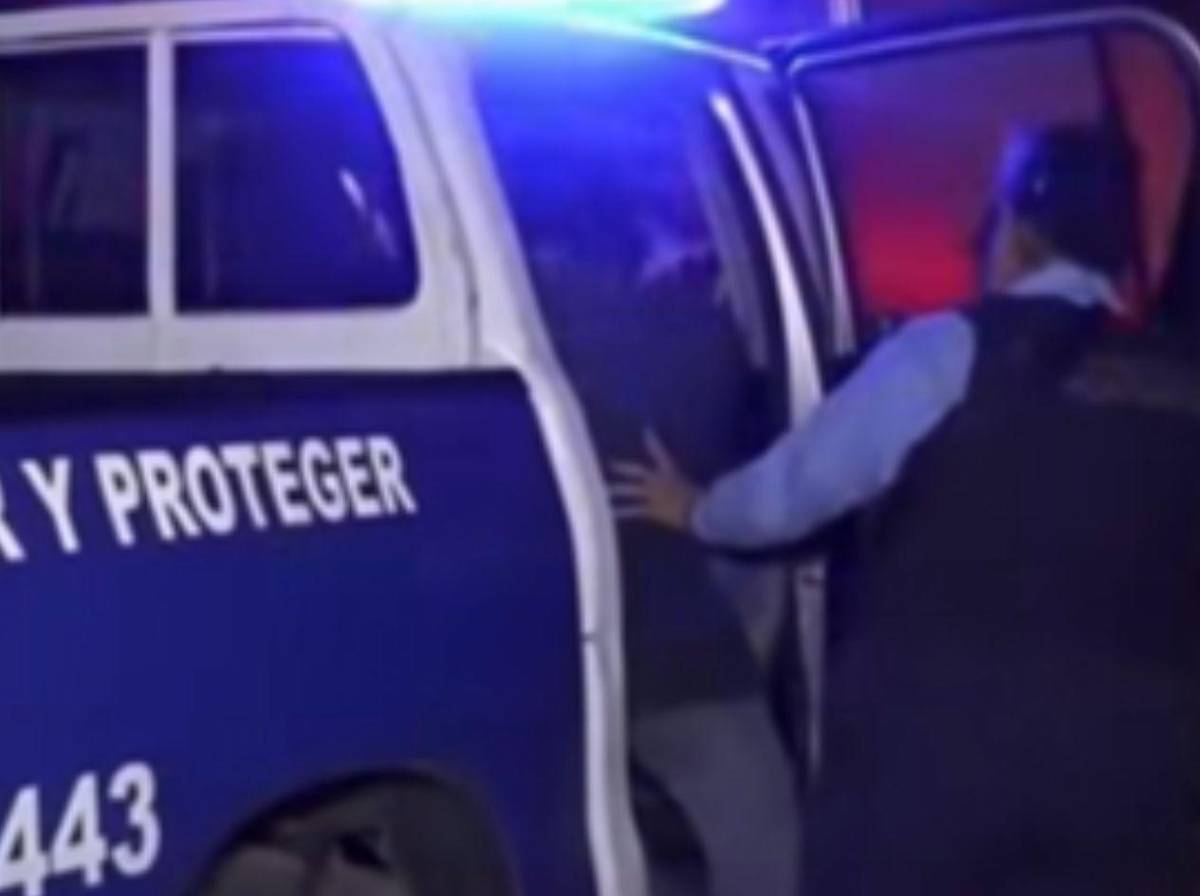 Los capturan cuando llevaban a un joven amarrado en un turismo en SPS