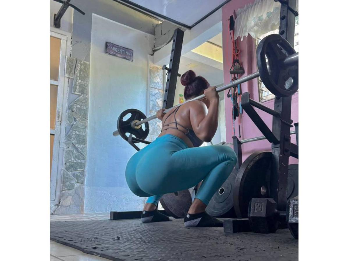 La bella fit que roba suspiros: Soy Motagua, pero quiero que gane Real España