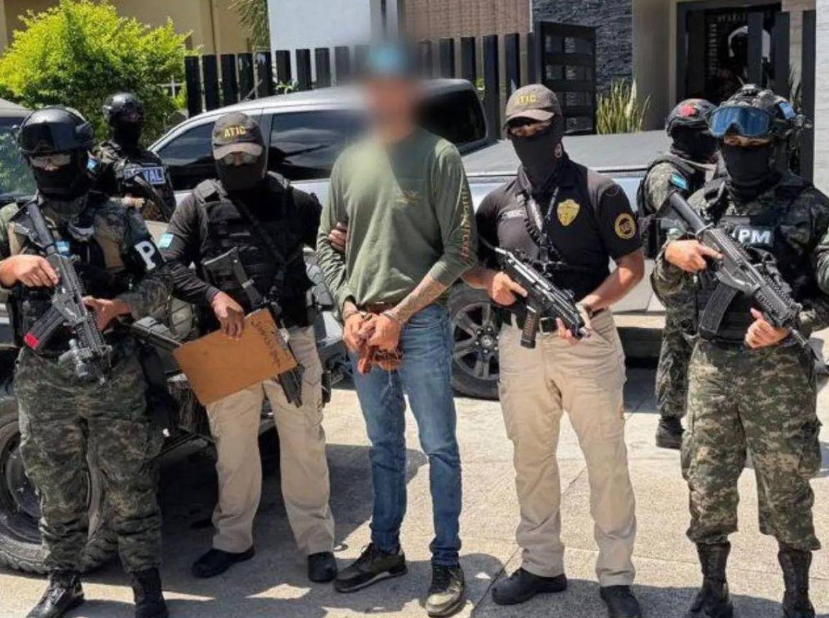 Centro turístico, finca, casas y carros: bienes asegurados a Martín Flores