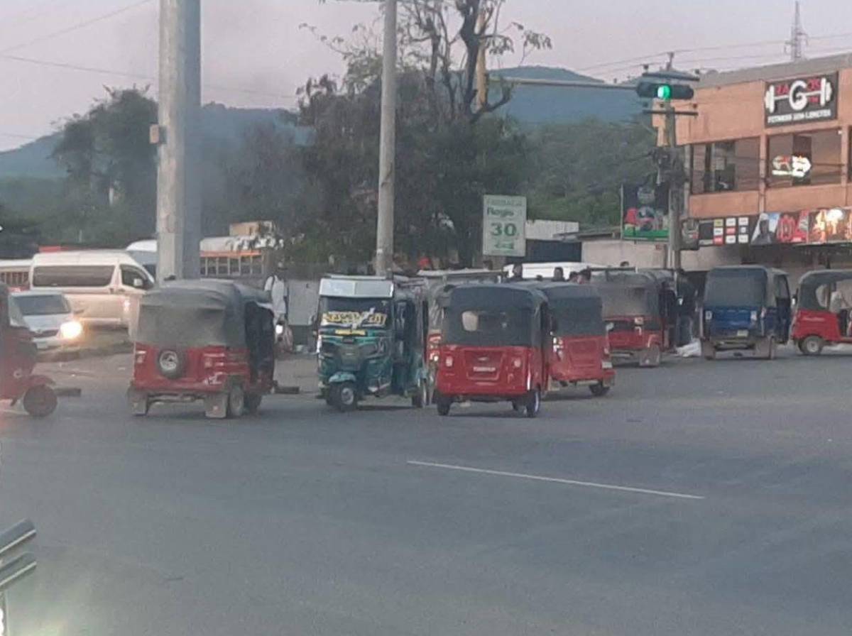 Transportistas protestan en la zona norte por los altos costos de los combustibles
