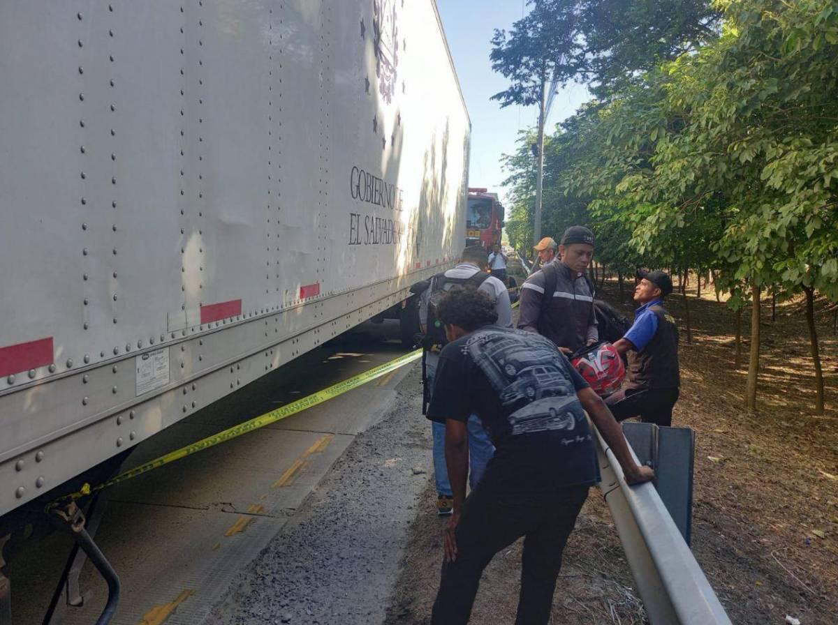 Padre de Jairo no asistirá al funeral; tiene orden de captura por grave delito