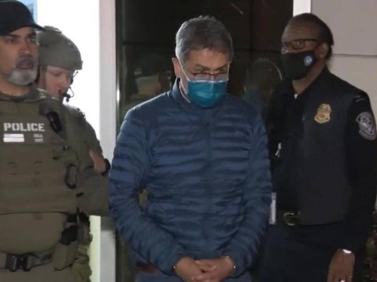 Ricardo Álvarez se pronuncia sobre el retorno de Juan Orlando Hernández