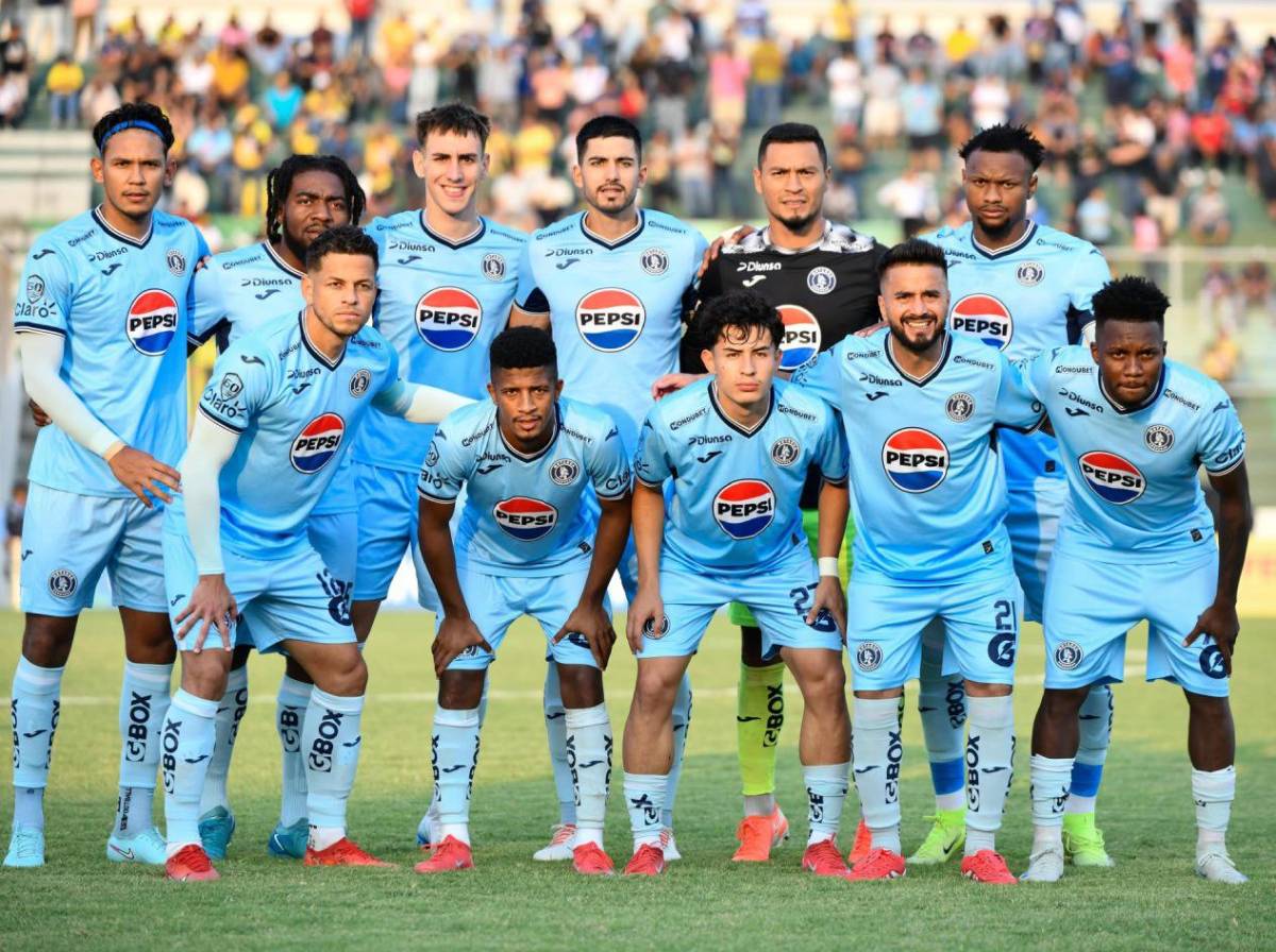 No viste en TV: La 'Roca' aparece en Motagua y Rodrigo Auzmendi se destapa