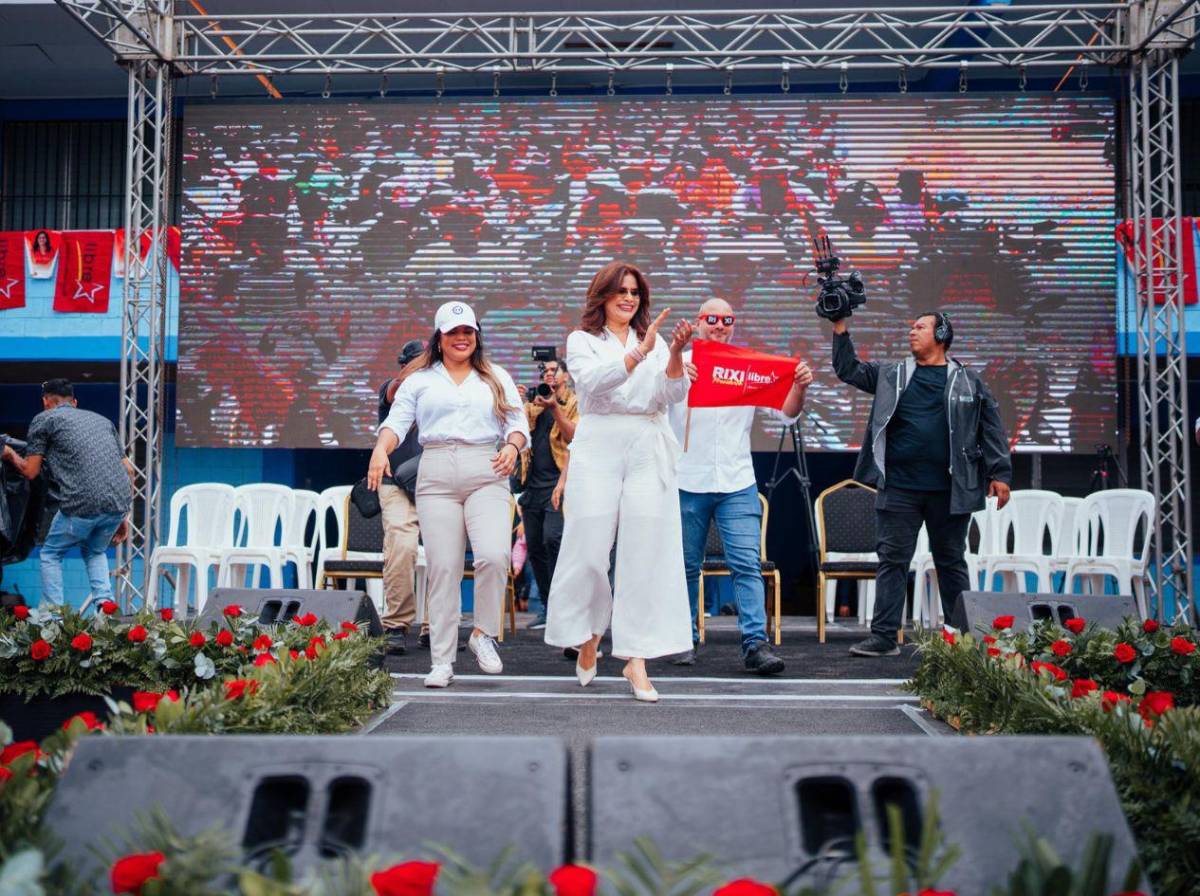 Rixi Moncada promete mejorar salarios de la clase trabajadora en su visita a La Ceiba