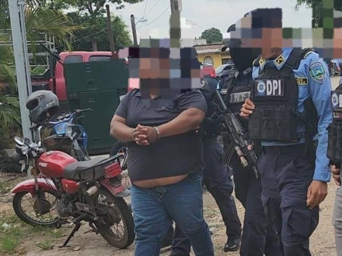 Este es el hombre acusado del asesinato de Anny Michell en cantina de Olancho