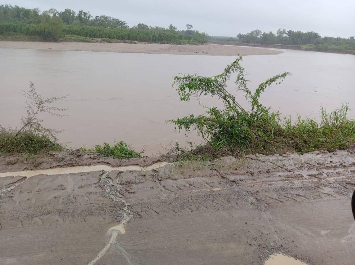 Lluvias intensas golpean el litoral Atlántico y obligan a evacuaciones