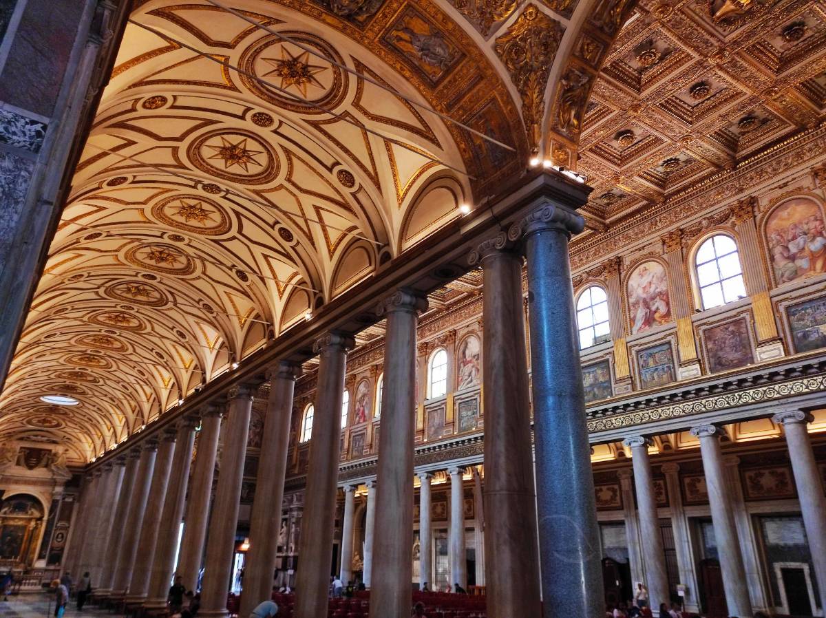 Santa María La Mayor, la basílica de Roma donde será enterrado Francisco