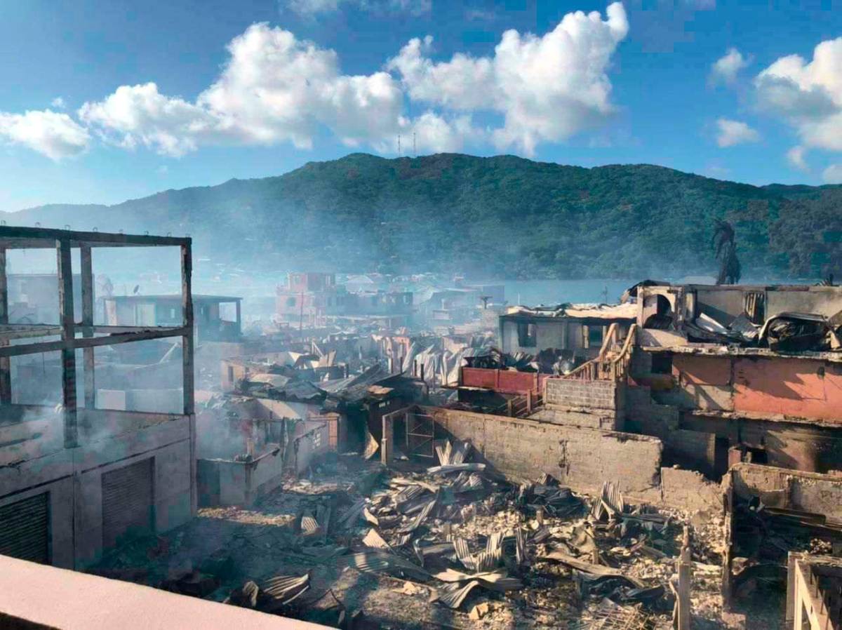 “La gente gritaba por el fuego y que todos salieran para no morir”