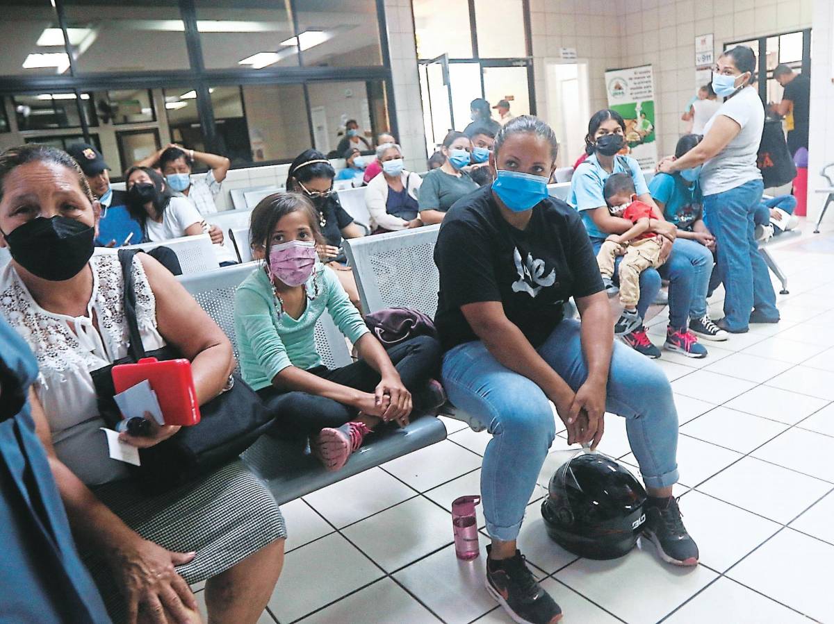 Enfermos de covid denuncian que IHSS no les da medicinas