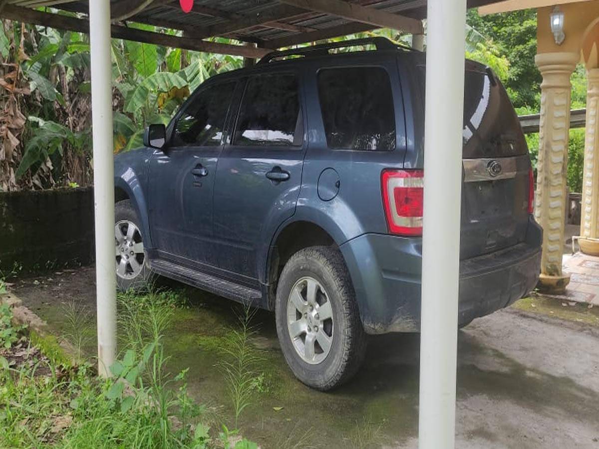 $!Camioneta que conducía Belkys Suyapa Molina.
