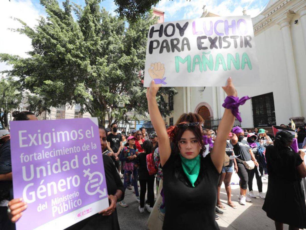 $!Grupos feministas exigen constantemente justicia para las víctimas de femicidio, así como políticas en beneficio de las mujeres.