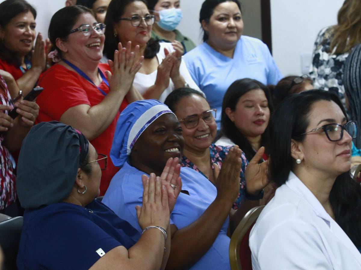 Entre música y homenajes, el hospital Mario Rivas celebra su 36 aniversario