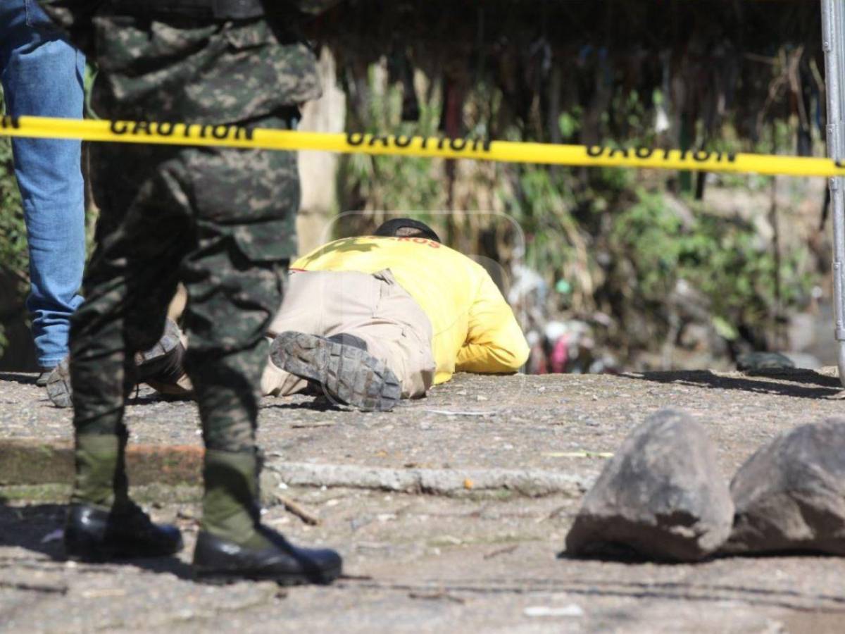 Atrapado en la basura: el dramático rescate del cuerpo de menor en Tegucigalpa