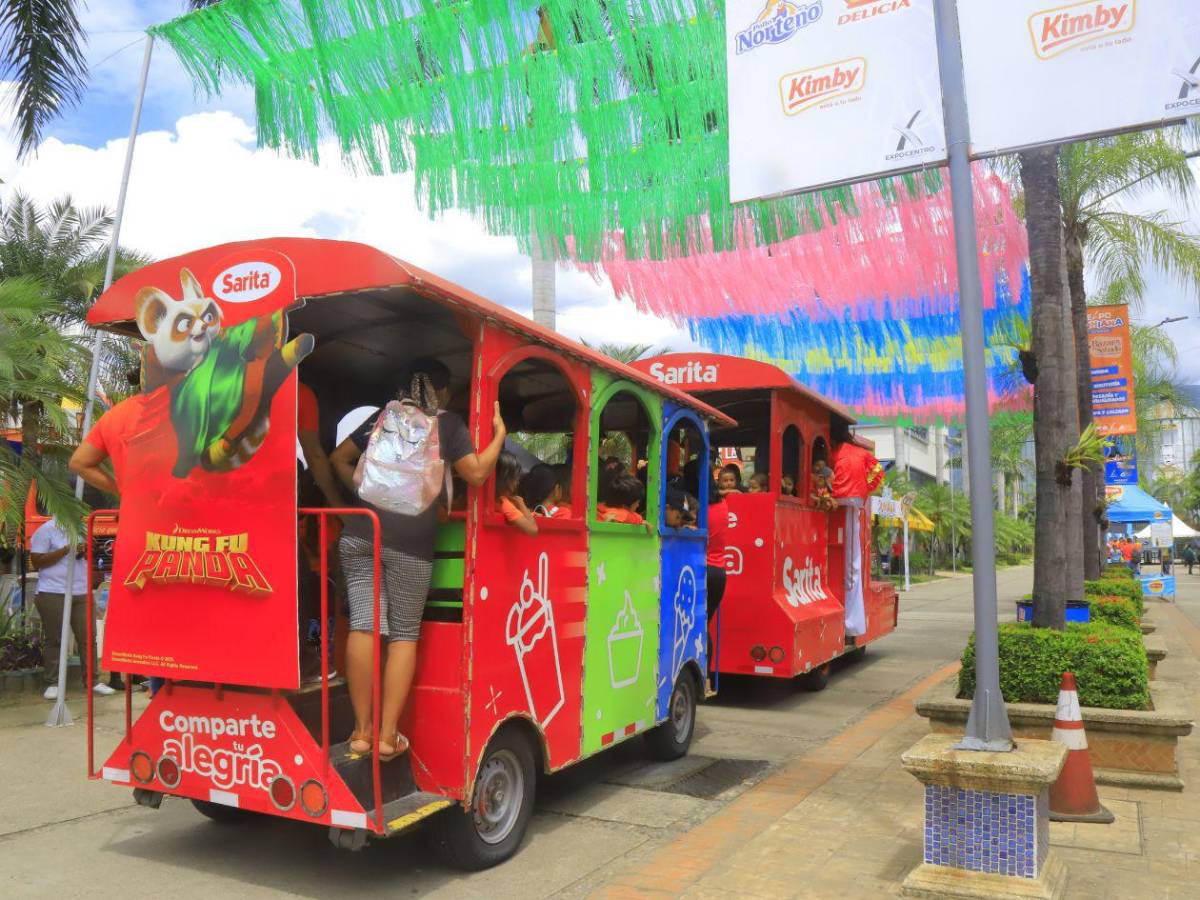 Más de 1,300 niños disfrutaron con entusiasmo la Feria Infantil de la Expojuniana