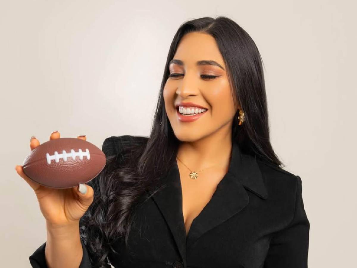 Bella periodista hondureña anuncia haberse enamorado: “se robó mi corazón”