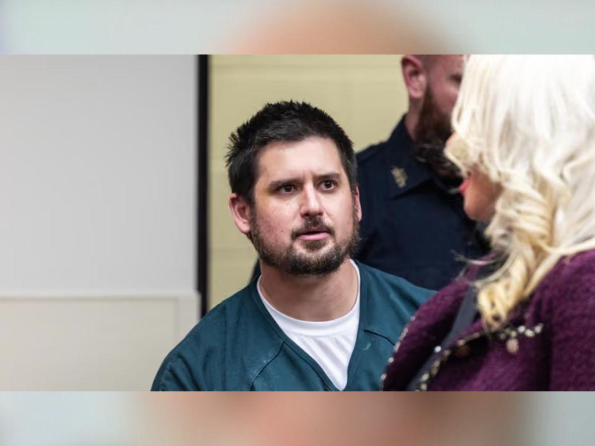 Edward murió tras recibir 40 puñaladas de su propio hijo