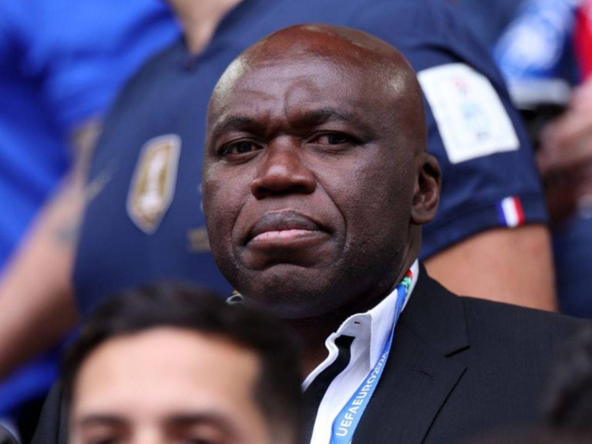 Padre de Mbappé revela detalles íntimos: “Se fue de casa a los 13 años”