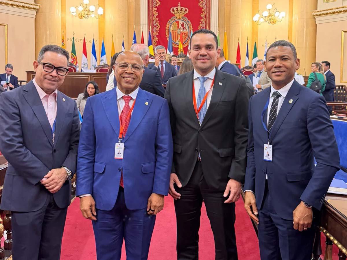 Delegación hondureña visita el Senado de España durante foro parlamentario
