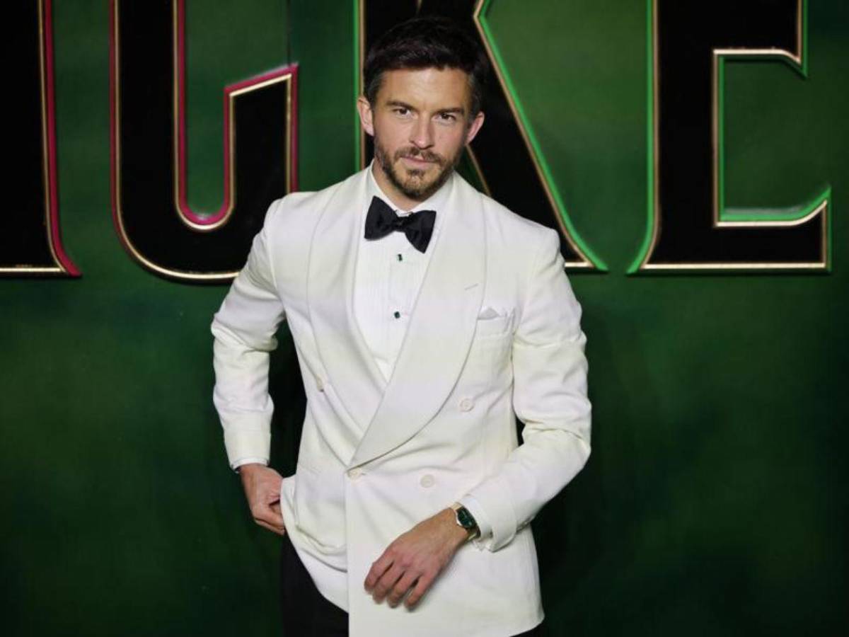 ¿Quién es Jonathan Bailey, el hombre más sexy del mundo 2025, según People?