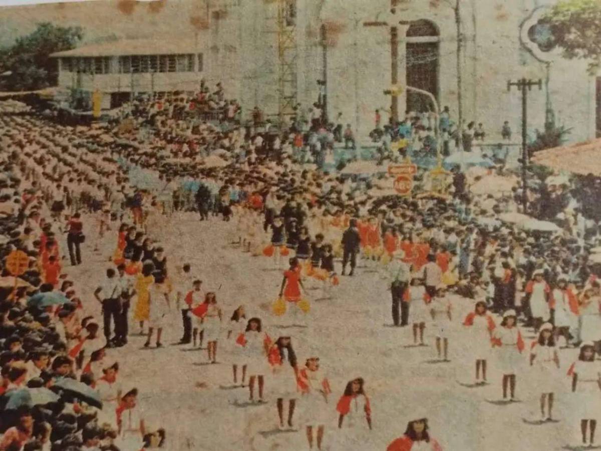 El Instituto JTR celebra su centenario con histórico encuentro de promociones