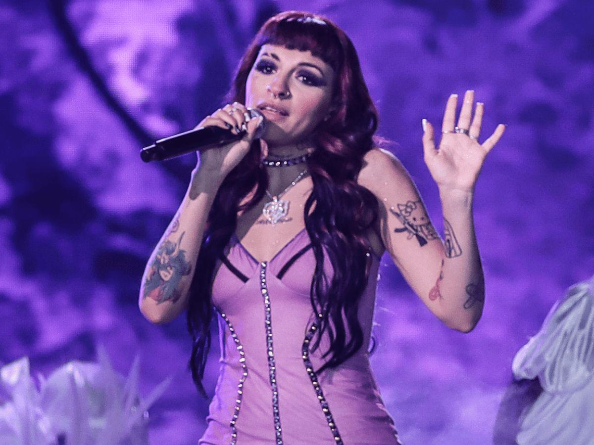 Abuelita de Cazzu aparece y conmueve con tierno mensaje para su nieta