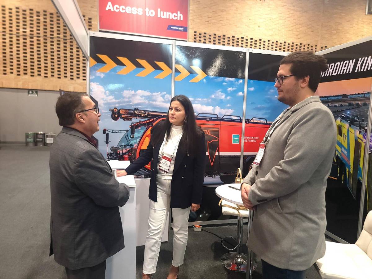 Más de 20 reuniones tienen directivos del SAN en la feria en Bogotá, Colombia.