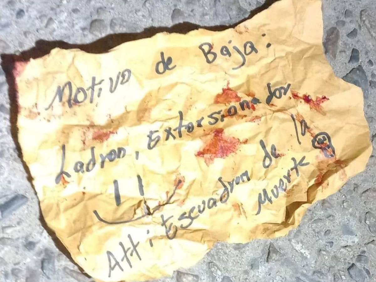 Matan a supuesto extorsionador y dejan rótulo junto a su cuerpo