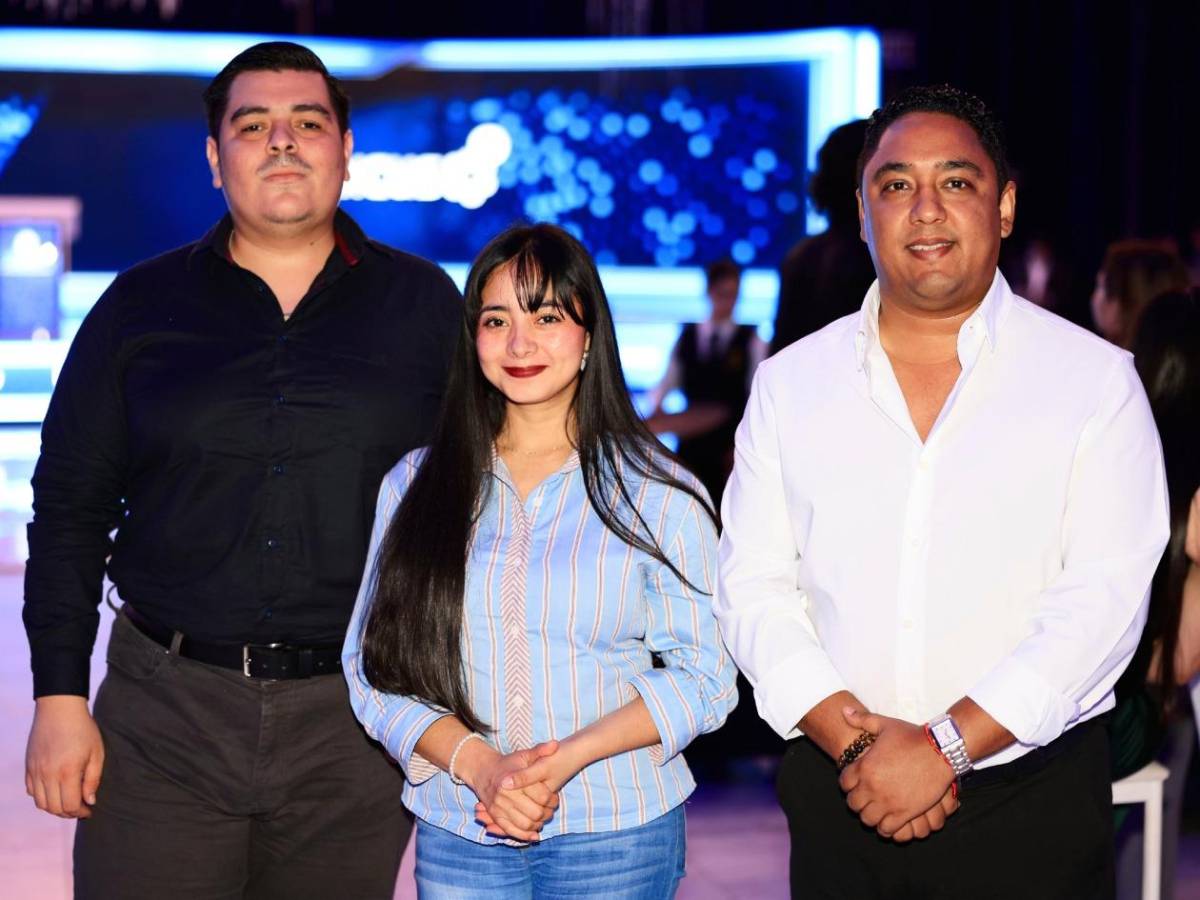 Celebran alianza estratégica con coctel empresarial en SPS