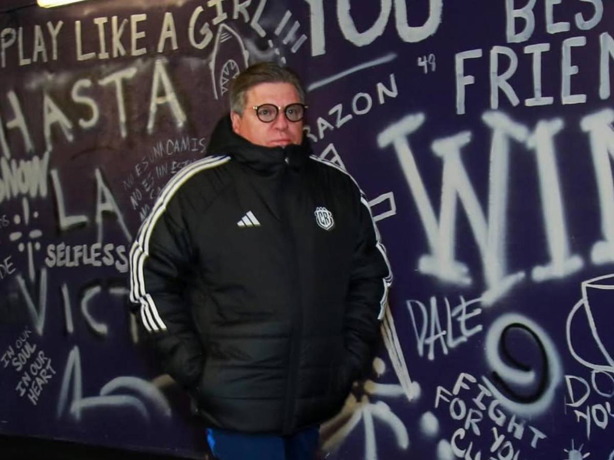 Piojo Herrera lo revela: Anuncia su decisión tras rumor de salida de Costa Rica