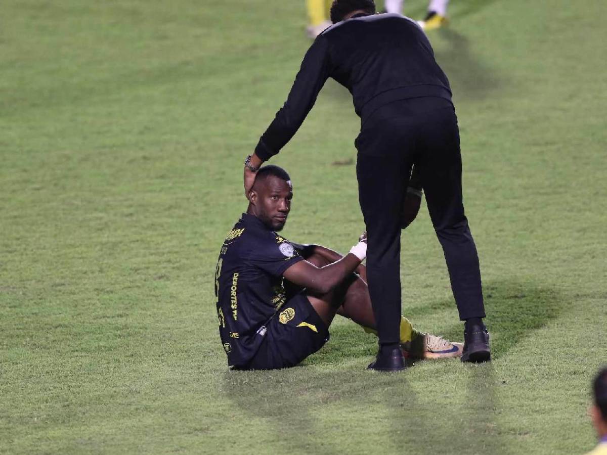 Real España hundido, decepción y así reaccionó Jeaustin tras perder la final ante Olimpia