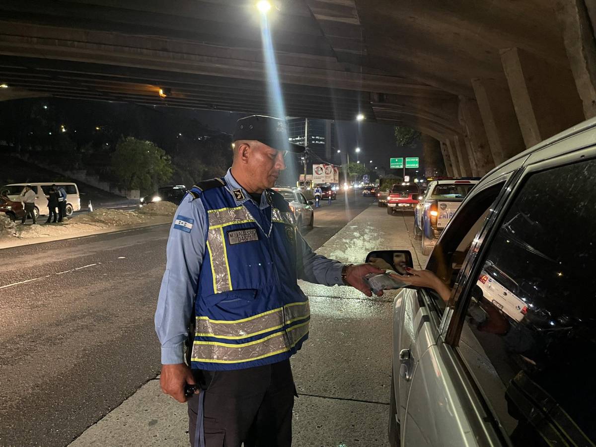 Anuncian medida para quienes circulen con licencia vencida en Semana Santa