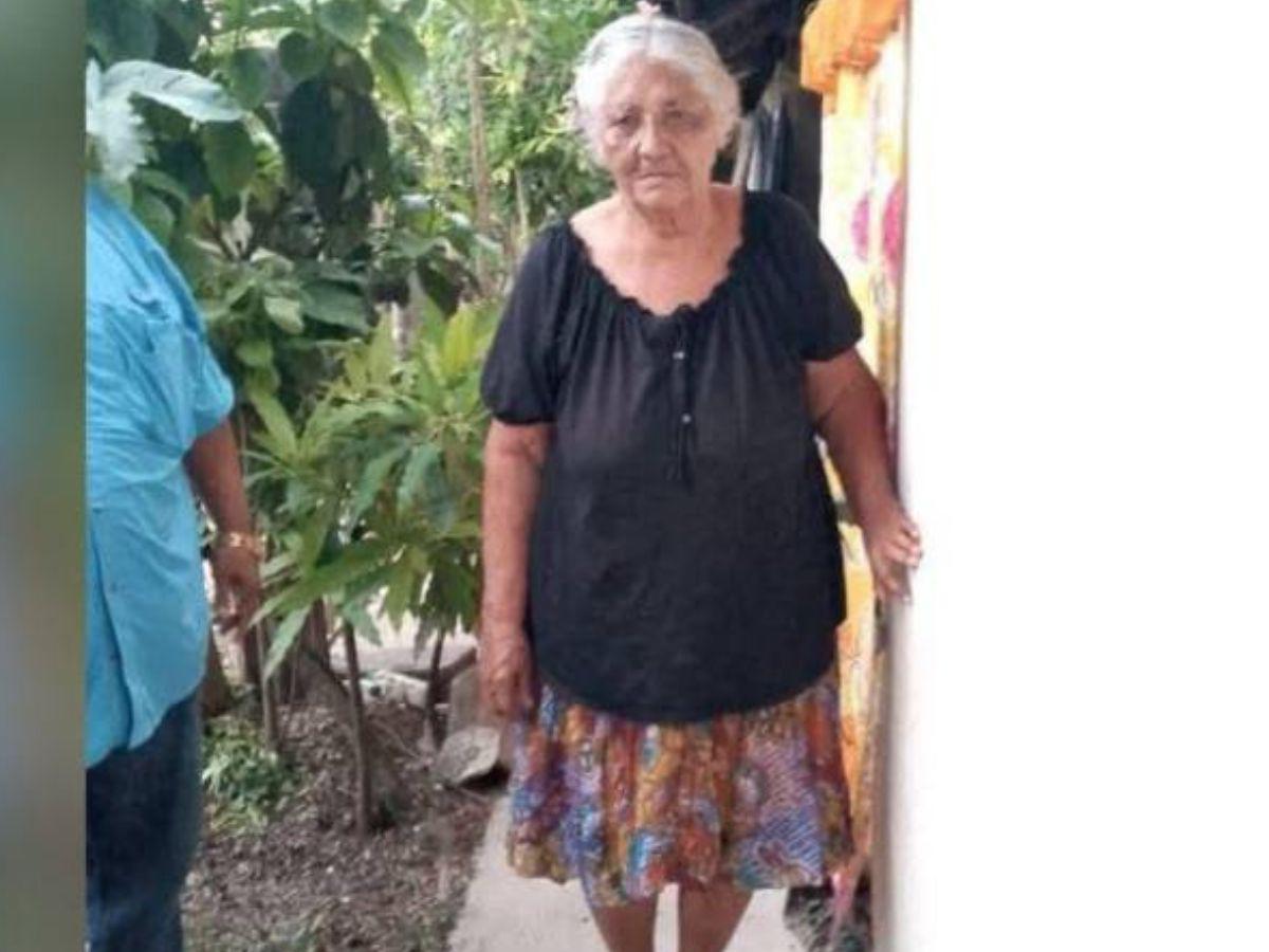 Asesinan a ancianita de 80 años mientras defendía a su hijo en Yoro