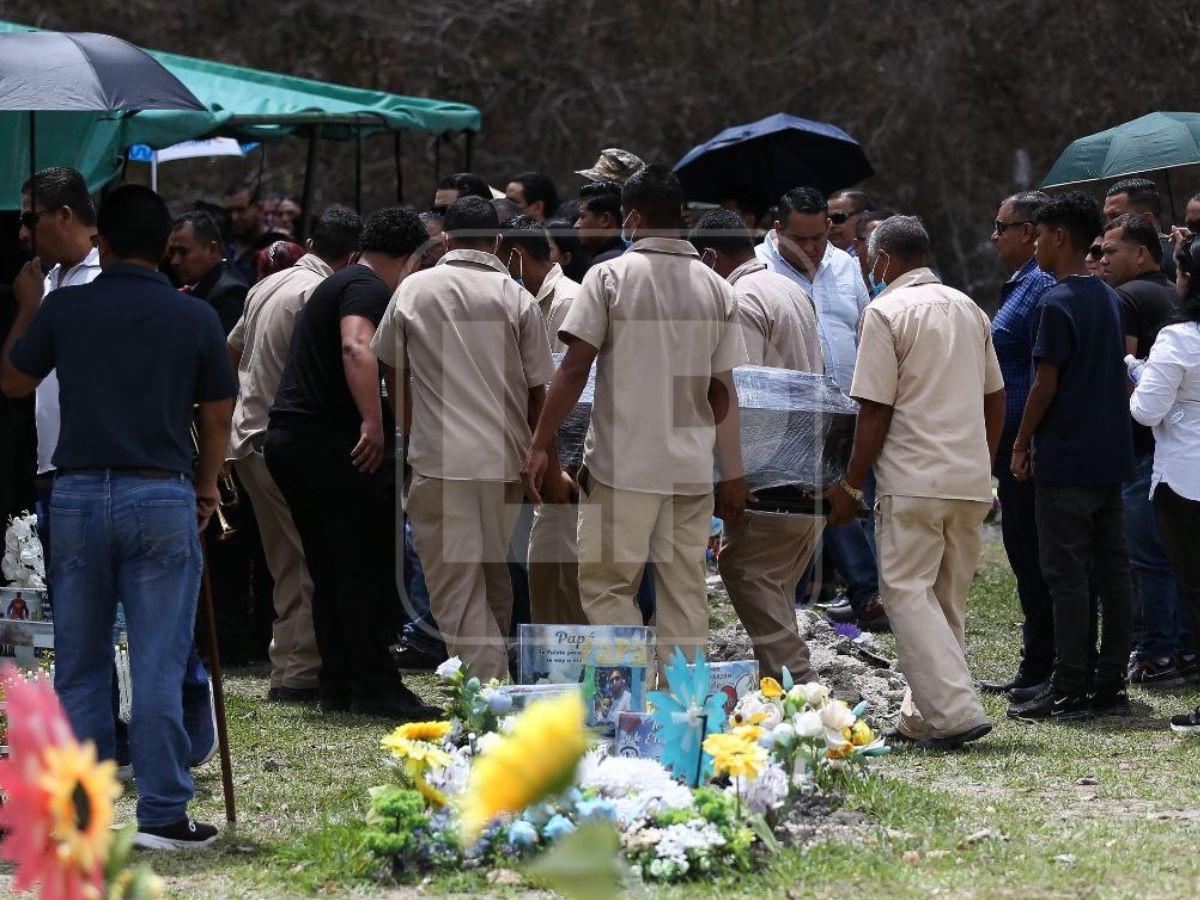 Escenas desgarradoras: despiden a las víctimas del fatal accidente en Quimistán