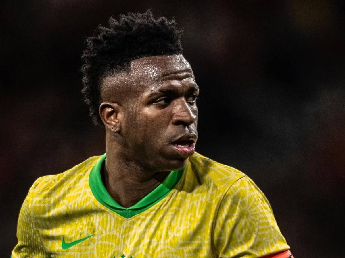 Vinicius, terminado por su novia por increíble motivo y pide perdón: No respondí de la mejor manera