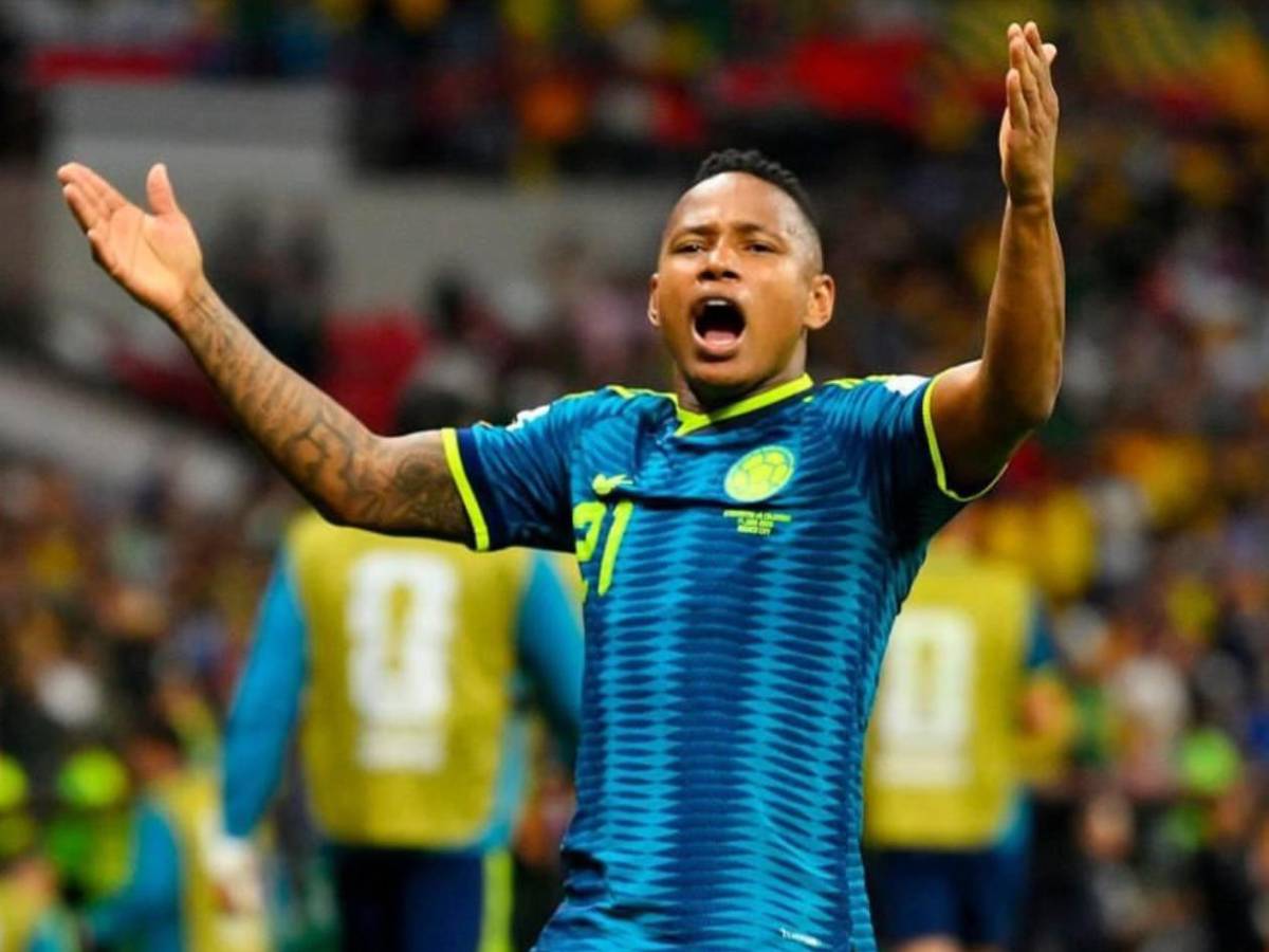 Campaz recibe amenazas tras eliminación del Mundial 2026: Toma sorprendente decisión