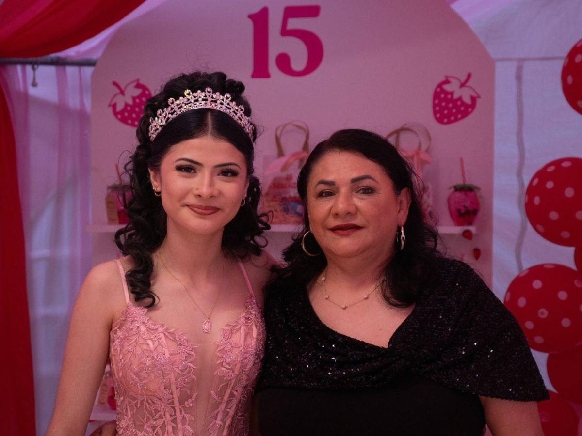 La princesa de la noche: Los quince años de Natalie Nicole