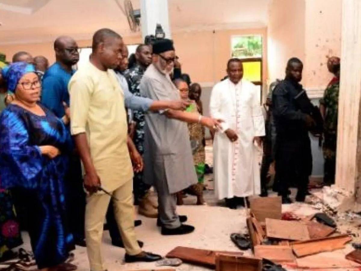 Secuestran a pastor y matan a tres personas durante ataque en iglesia