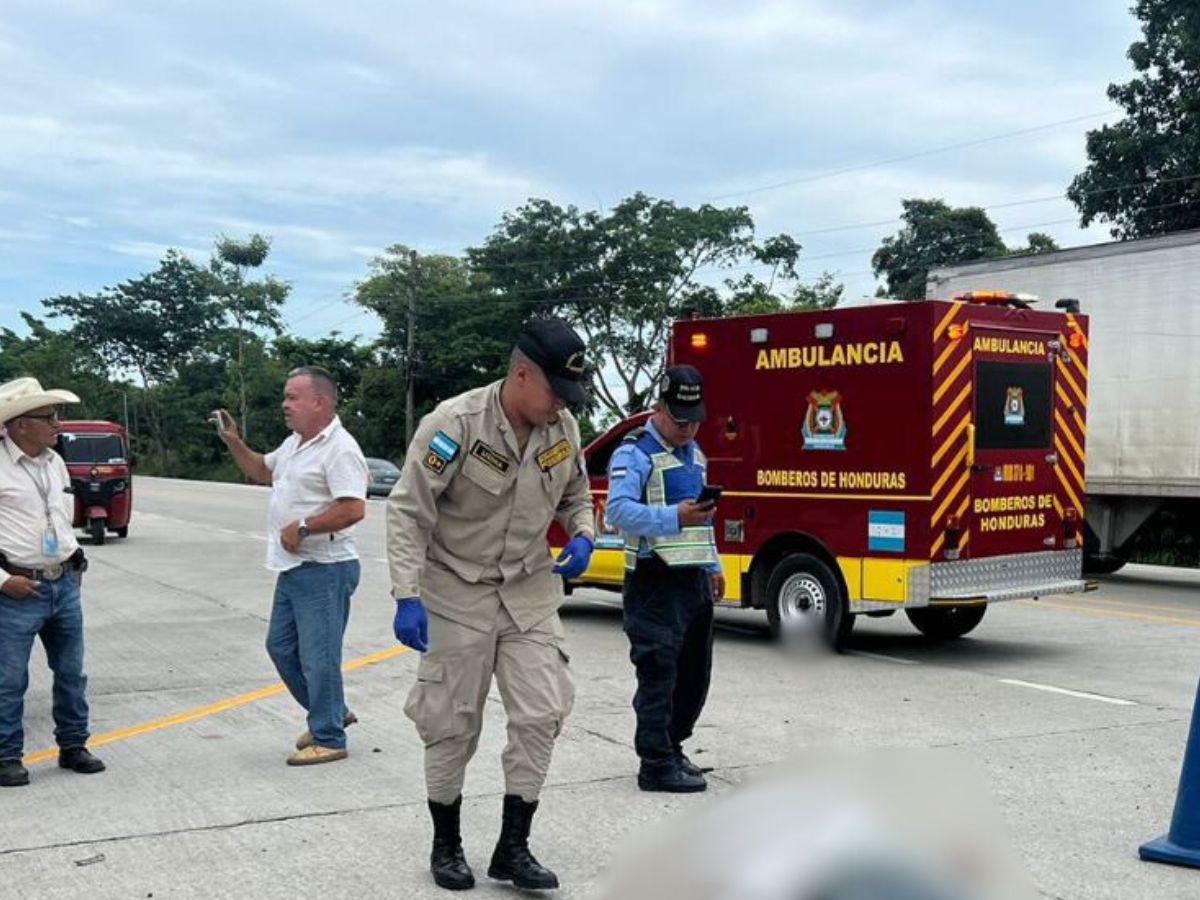 Joven de 16 años muere tras impactar su motocicleta con una rastra